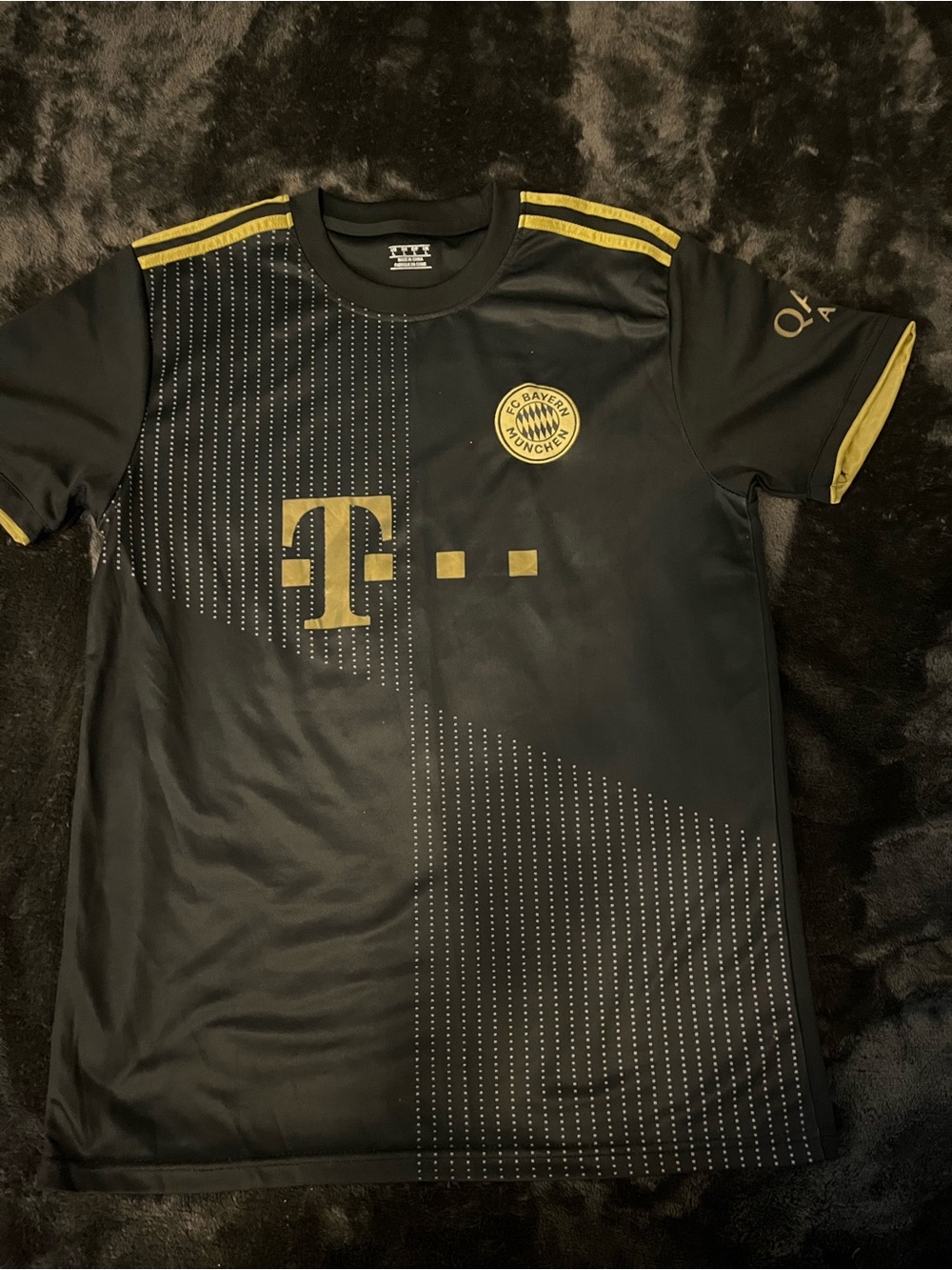 adidas FC Bayern Munich 2021/22 Away Jersey Away Jersey Large Black & Gold